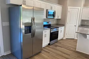 1016 Fairfield Dr, Yadkinville, NC 27055 - Photo 5