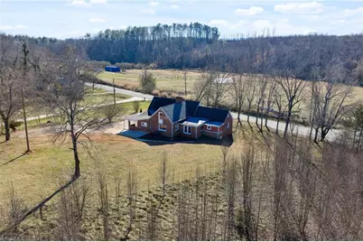 4254 Sparta Road, North Wilkesboro, NC 28659 - Photo 7