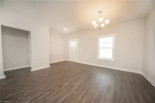 1009 Fairfield Dr, Yadkinville, NC 27055 - Photo 5