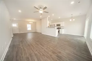 1009 Fairfield Dr, Yadkinville, NC 27055 - Photo 7