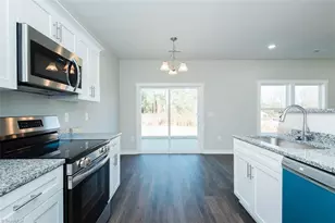 1009 Fairfield Dr, Yadkinville, NC 27055 - Photo 9