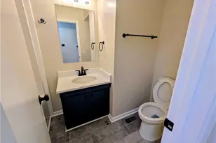 1028 Gales Ave, Winston-Salem, NC 27103 - Photo 5