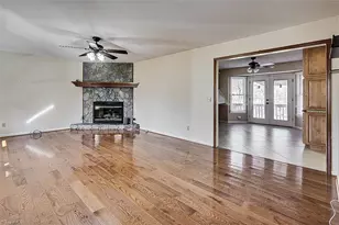 5560 Nightwood Dr, Randleman, NC 27317 - Photo 5