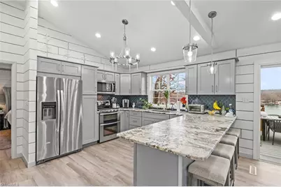 570 Hillview Drive, Lexington, NC 27292 - Photo 9