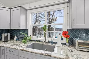 570 Hillview Dr, Lexington, NC 27292 - Photo 11