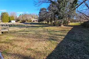 325 Stewart Rd, Winston-Salem, NC 27107 - Photo 5