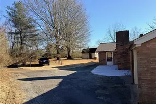 226 White Plains Rd, Roaring River, NC 28669 - Photo 39