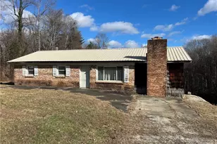 2990 Pipers Gap Rd, Mount Airy, NC 27030 - Photo 1