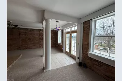 105 W Main Street, Elkin, NC 28621 - Photo 5