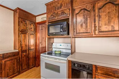 1104 Lone Hickory Road, Yadkinville, NC 27055 - Photo 15