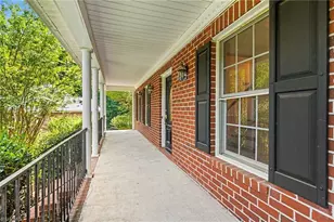 110 Chestnut Hill Ct, Winston-Salem, NC 27106 - Photo 9