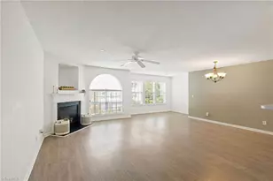 4290 Cedarcroft Ct, Greensboro, NC 27409 - Photo 3