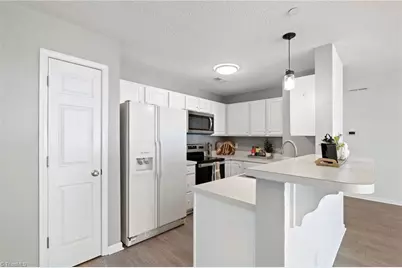 4290 Cedarcroft Court #2A, Greensboro, NC 27409 - Photo 7