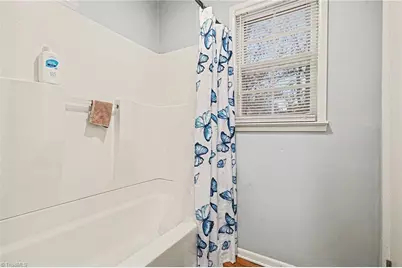 409 W Montcastle Drive, Greensboro, NC 27406 - Photo 19