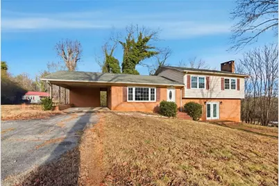 1625 Brushy Mountain Road, Wilkesboro, NC 28697 - Photo 1