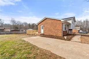 115 Robert Dr, State Road, NC 28676 - Photo 27