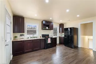 115 Robert Dr, State Road, NC 28676 - Photo 5