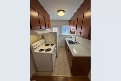 1610 N Northwest Boulevard #A, Winston-Salem, NC 27104 - Photo 5