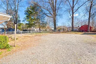 2222 McKnight Mill Rd, Greensboro, NC 27405 - Photo 21
