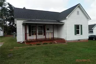 172 Davie St, Cooleemee, NC 27014 - Photo 1