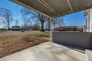 148 E Meadow Rd, Eden, NC 27288 - Photo 5