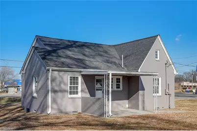 148 E Meadow Road, Eden, NC 27288 - Photo 5