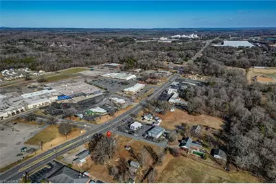 148 E Meadow Road, Eden, NC 27288 - Photo 35