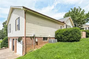 1001 Sequoia Dr, Lewisville, NC 27023 - Photo 15