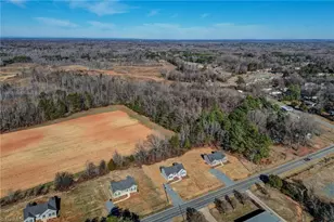 527 Grooms Rd, Reidsville, NC 27320 - Photo 35