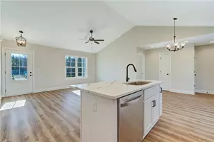 527 Grooms Rd, Reidsville, NC 27320 - Photo 15