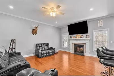 737 Sandy Cross Road, Reidsville, NC 27320 - Photo 7