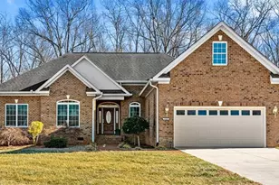 737 Sandy Cross Rd, Reidsville, NC 27320 - Photo 1