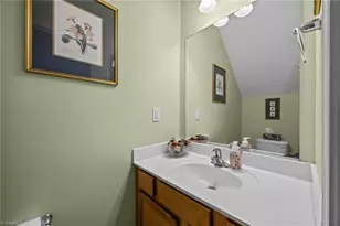 2503 Macdougall Dr, Burlington, NC 27217 - Photo 15