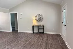 164 Holland Ln, Thomasville, NC 27360 - Photo 9