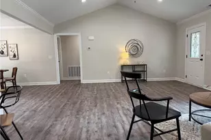 164 Holland Ln, Thomasville, NC 27360 - Photo 3