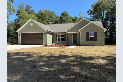 164 Holland Lane, Thomasville, NC 27360 - Photo 1