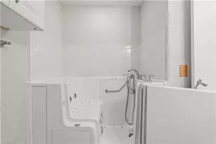 2227 Meloine Ln, Greensboro, NC 27407 - Photo 31