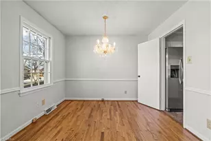 2227 Meloine Ln, Greensboro, NC 27407 - Photo 9