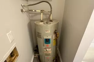 1617 Mcpherson St, Greensboro, NC 27405 - Photo 9