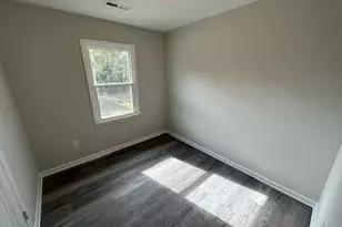 1617 Mcpherson St, Greensboro, NC 27405 - Photo 11