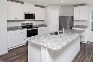 3423 Robindale Dr, Winston-Salem, NC 27107 - Photo 3