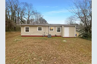 4043 Larkspur Place, Winston-Salem, NC 27105 - Photo 5