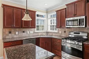 1391 Somerset Cove Dr, Winston-Salem, NC 27103 - Photo 11