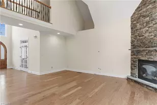 1391 Somerset Cove Dr, Winston-Salem, NC 27103 - Photo 9