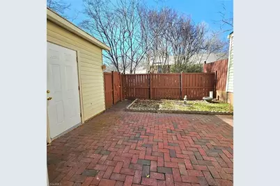 3959 #E Valley Court, Winston-Salem, NC 27106 - Photo 17