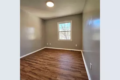 3959 #E Valley Court, Winston-Salem, NC 27106 - Photo 15