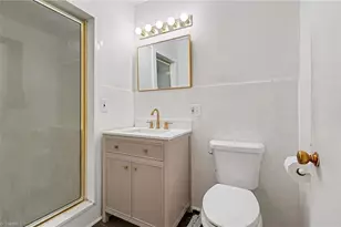 1802 W Market St, Greensboro, NC 27403 - Photo 29