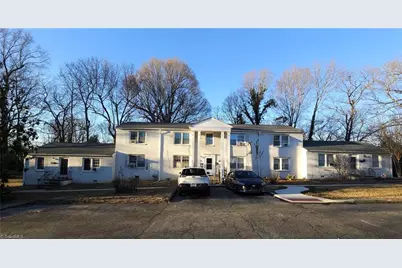 1400 Roslyn Drive #15B, Burlington, NC 27215 - Photo 1