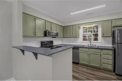 2724 Windy Crossing, Winston-Salem, NC 27127 - Photo 7