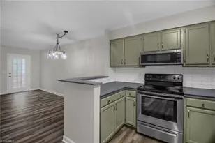 2724 Windy Crossing, Winston-Salem, NC 27127 - Photo 9